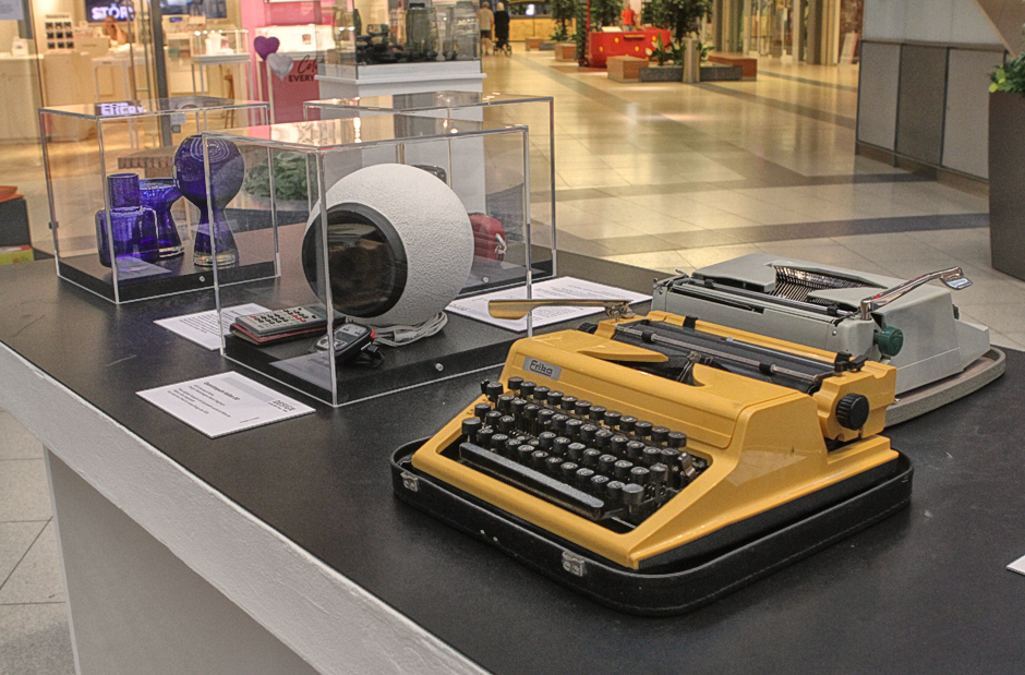 Erika Schreibmaschine in der Ausstellung DDr Design